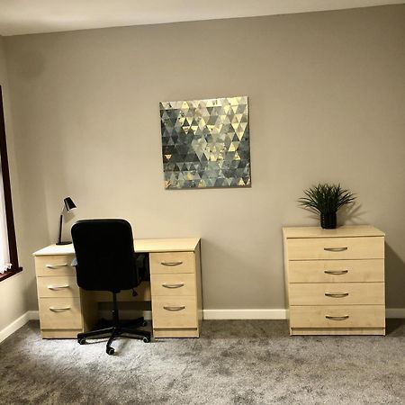考文垂Executive Or Large Family 5-Bed House - Hosted By Hutch Lifestyle别墅 外观 照片
