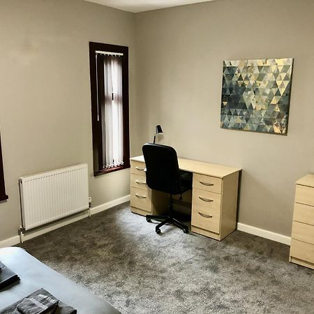 考文垂Executive Or Large Family 5-Bed House - Hosted By Hutch Lifestyle别墅 外观 照片