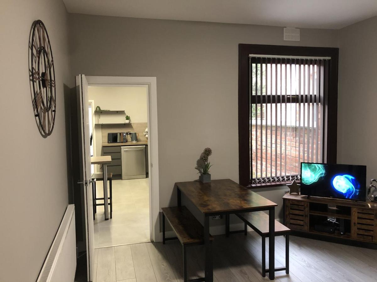 考文垂Executive Or Large Family 5-Bed House - Hosted By Hutch Lifestyle别墅 外观 照片