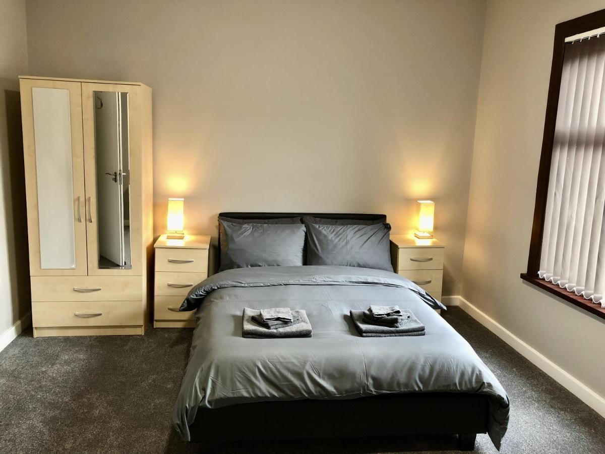 考文垂Executive Or Large Family 5-Bed House - Hosted By Hutch Lifestyle别墅 外观 照片