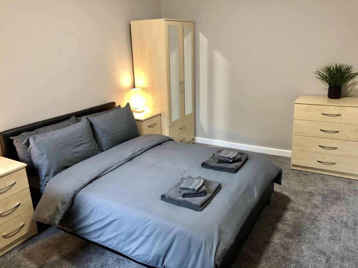考文垂Executive Or Large Family 5-Bed House - Hosted By Hutch Lifestyle别墅 外观 照片