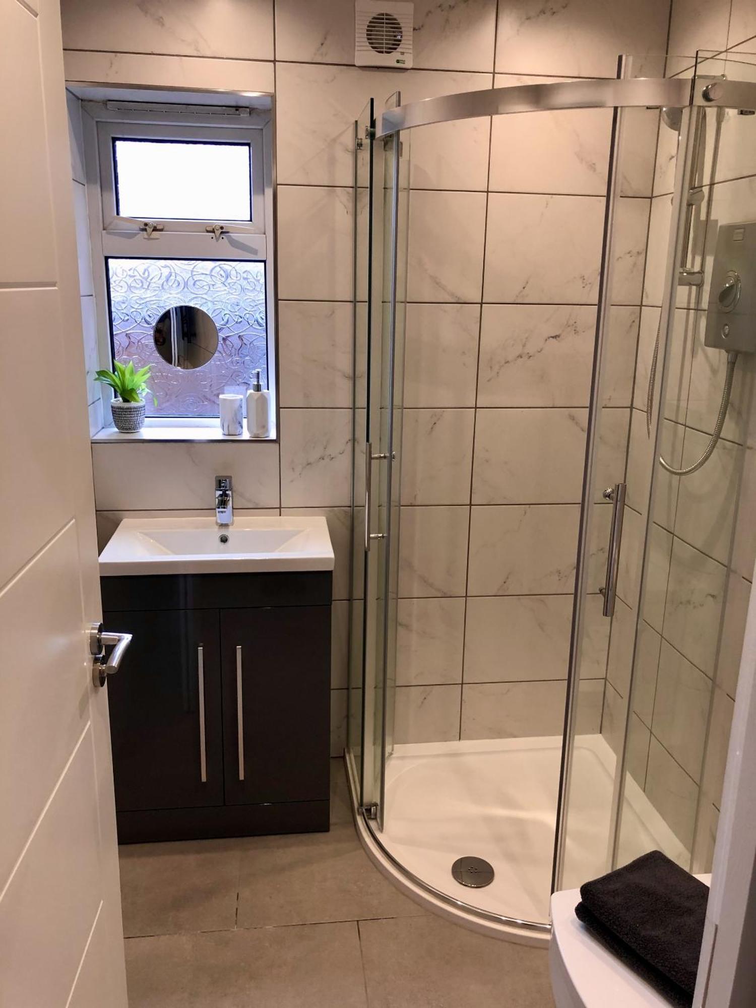 考文垂Executive Or Large Family 5-Bed House - Hosted By Hutch Lifestyle别墅 外观 照片