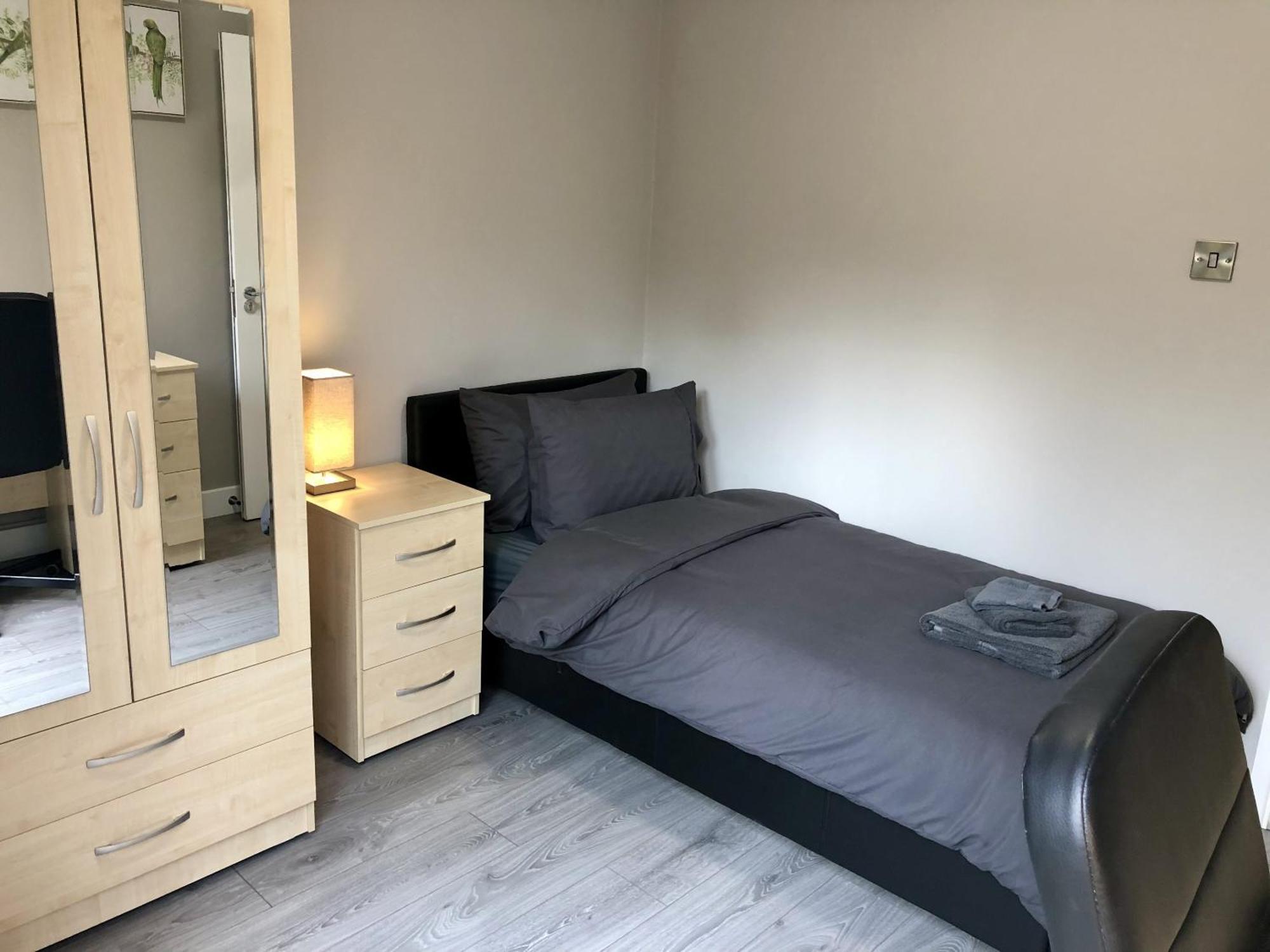 考文垂Executive Or Large Family 5-Bed House - Hosted By Hutch Lifestyle别墅 外观 照片